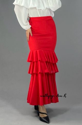 Falda roja de flamenca con volantes 38/40 feria