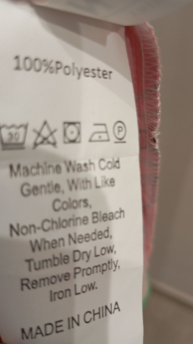 Abito asimmetrico:sandalo