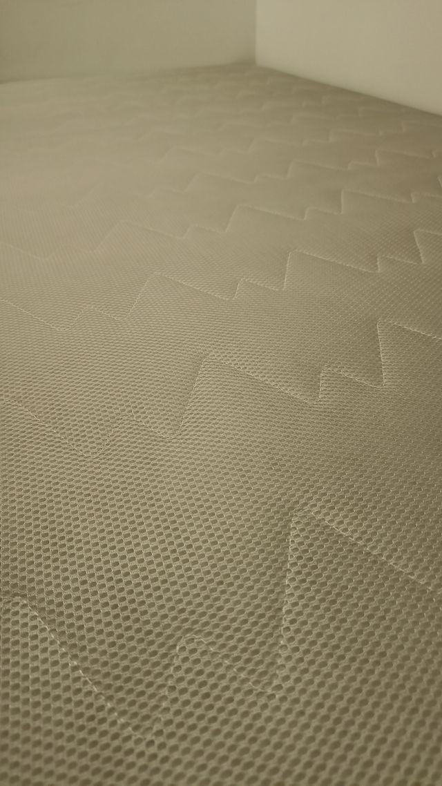 Cama. Colchón mas tapiflex 90 x 200