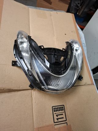 Luces delanteras honda sh mode 