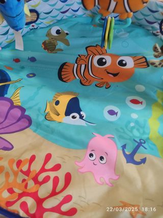 Manta estimulación bebé de Nemo