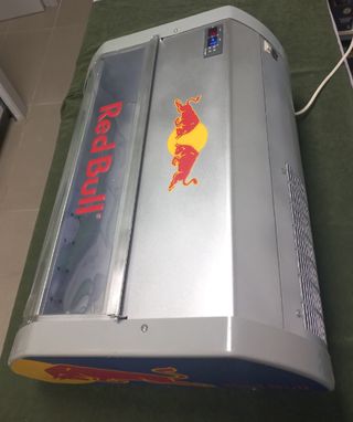NEVERA MINI REDBULL HORIZONTAL