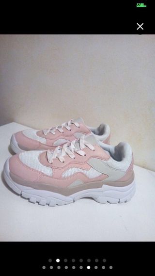 PARKA NORWAY y ZAPATILLAS MUJER