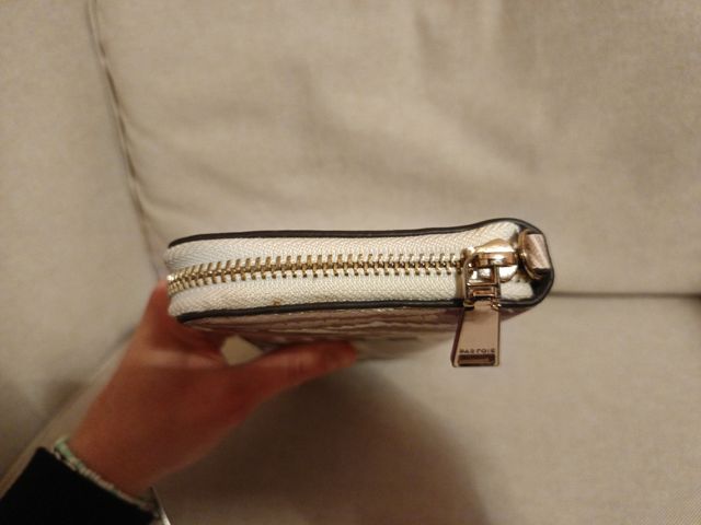 Cartera parfois tropical