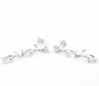 Pendientes alargados con brillantes