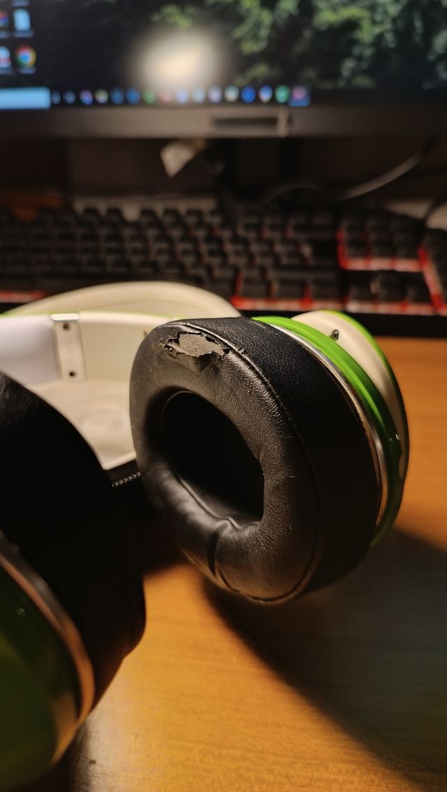 Beats Monster Studio by Dr.Dre