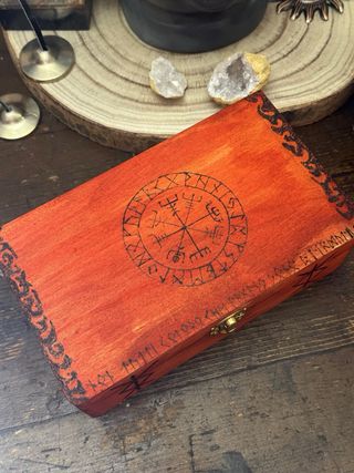 contenitore Runico in legno