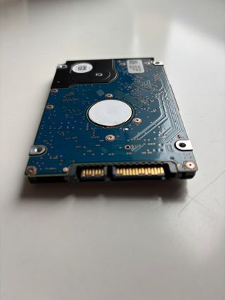 Disco duro interno Hitachi 320Gb de 2,5 pulgadas