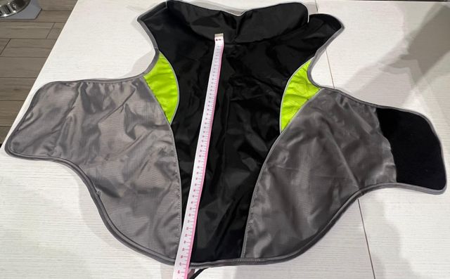 Impermeabile nero, verde, argento per cani