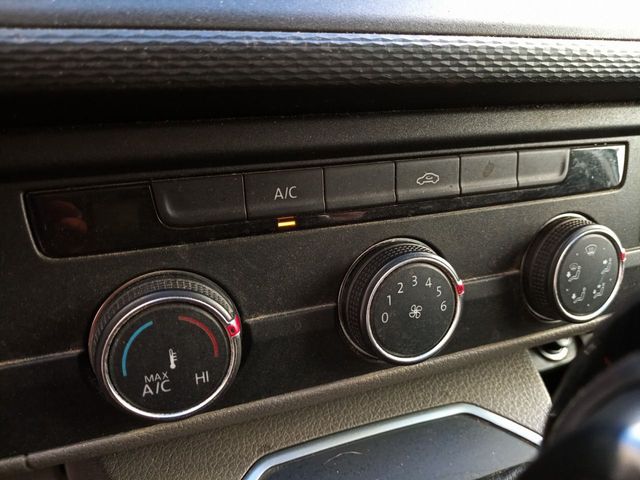 Volkswagen Transporter Caravelle Trendline