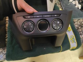 Pantalla con GPS CITROËN C-ELYSEE