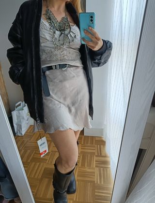 Vestido lencero de Zara