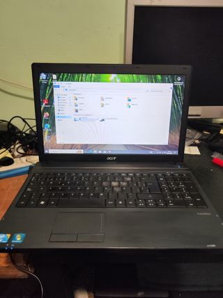 Acer Aspire 5742 pew51 Windows10