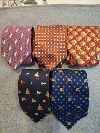 Corbatas Loewe, Vuitton, Dupont y Burberry
