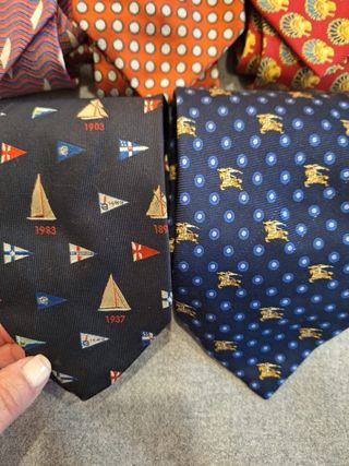 Corbatas Loewe, Vuitton, Dupont y Burberry