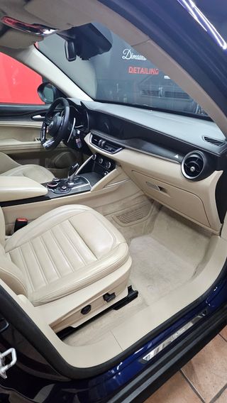 Alfa Romeo Stelvio 2019