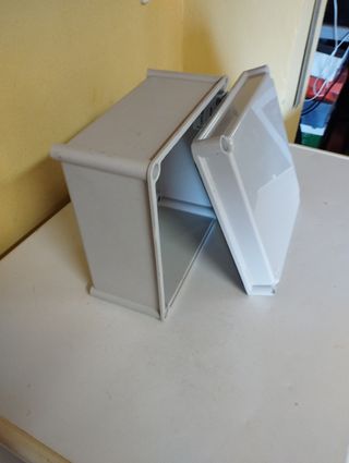 Caja estanca
