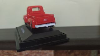 Modellino coca-cola ford F1 pickup