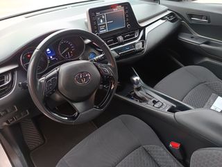 Toyota C-HR 2022 híbrido!!