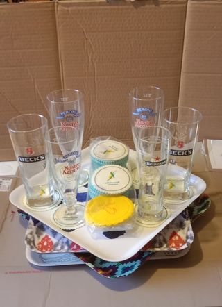 4vassoi,6bicchieri birra,sottobicchieri