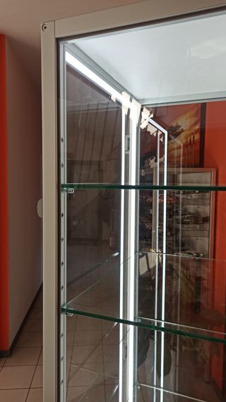 Vetrine per collezionismo antipolvere