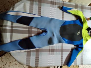 Neopreno ripcurl 4'3 