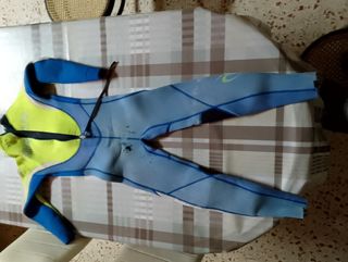 Neopreno ripcurl 4'3 