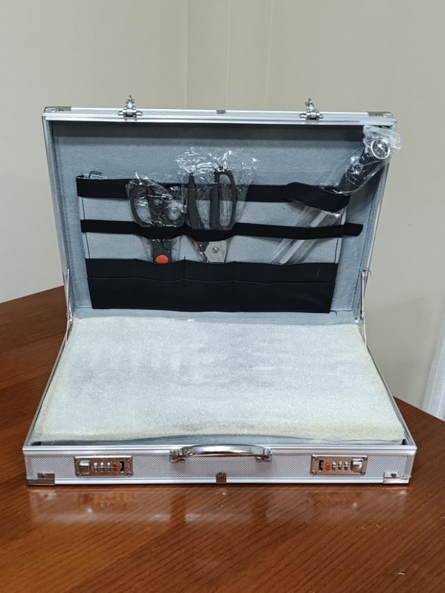 Maletin set utensilios barbacoa