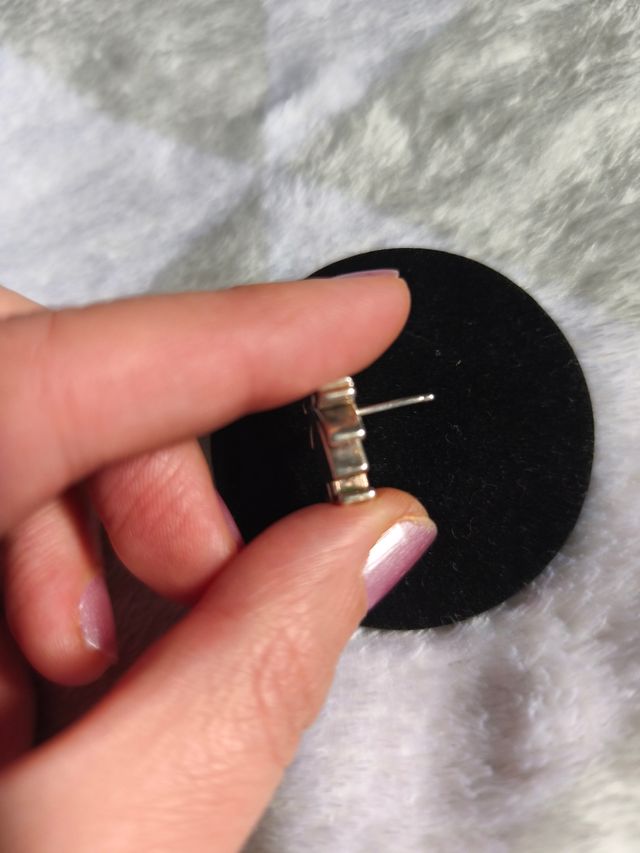 Pendientes silueta de niña XL