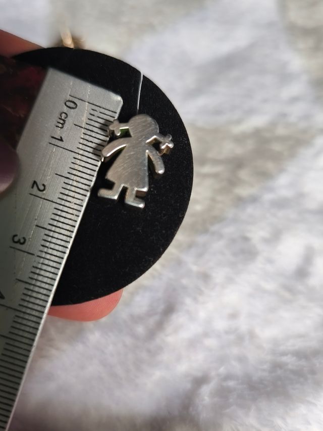 Pendientes silueta de niña XL