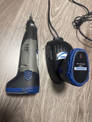 Dremel 800 + 2 baterias