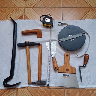 HERRAMIENTA DE ALBAÑIL