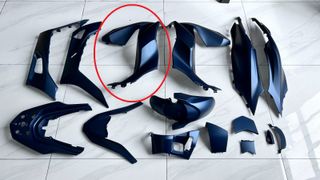 LAERAL FRONTAL IZQUIERDO PCX 125 21-24 AZUL MATE