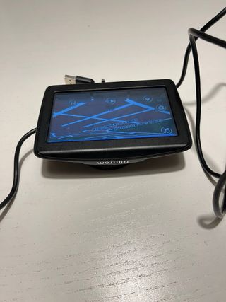 Tomtom y cable cargador