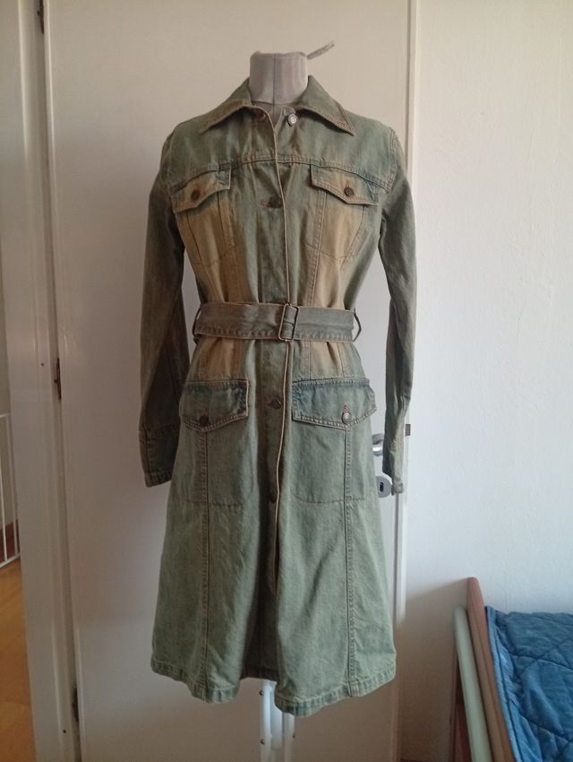 Cappotto di jeans primaverile