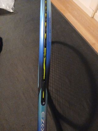 Raqueta yonex ezone 98 plus