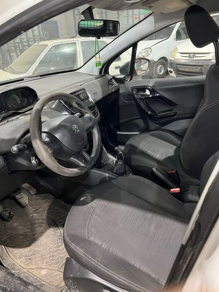 Despiece Peugeot 208 1.4 HDI 2014