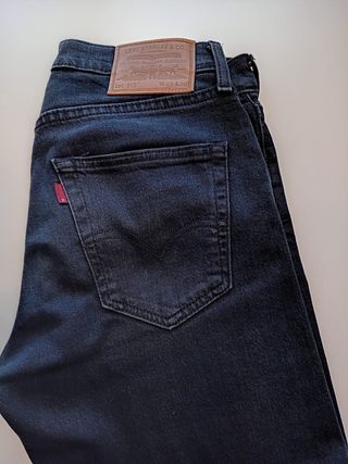 Pantalon vaquero Levis azul oscuro