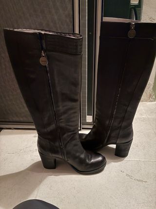 Botas Geox altas negras, elegantes y potentes