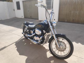 Vendo moto Honda Black Widow 750VT