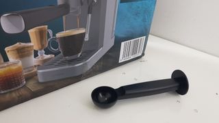 Cecotec Cafetera express Cafelizzia ColdBrew