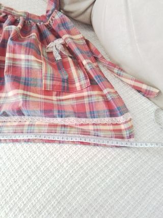 Traje DELANTAL, baturra, aldeana,  niña