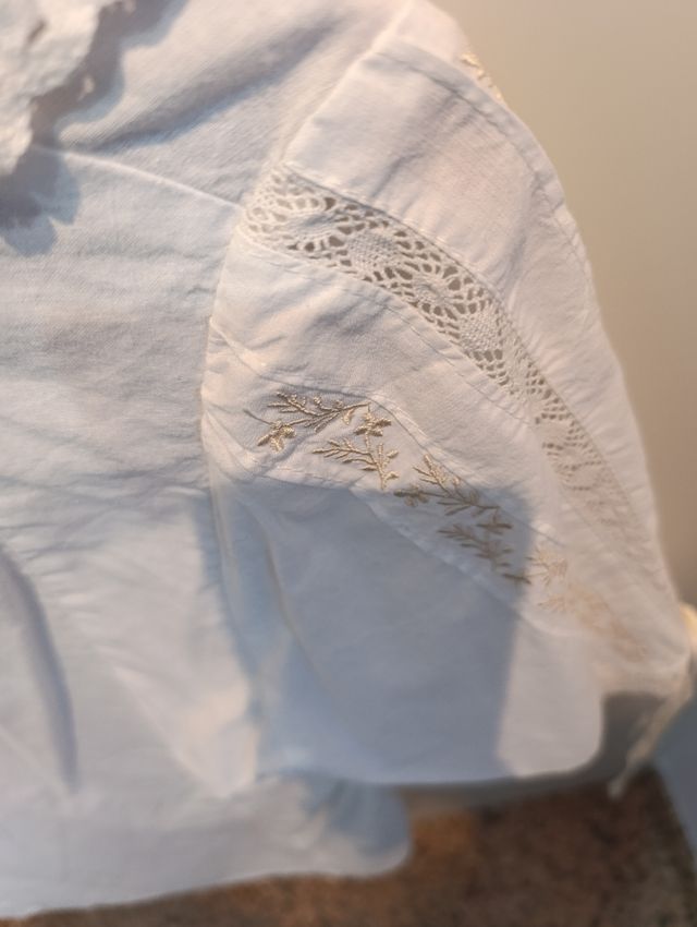 Camisa indumentaria muy bonita