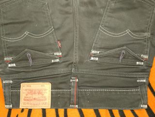 Pantalón Levis 506 standard original 