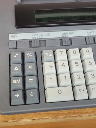 Calcolatrice Olivetti Logos 382