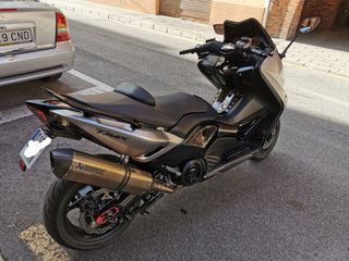 Yamaha tmax