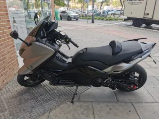 Yamaha tmax