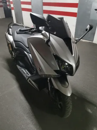 Yamaha tmax