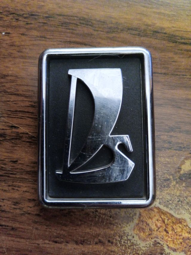 Anagrama LADA Vintage