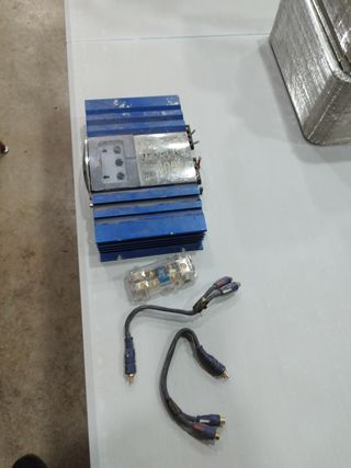 Etapa potena y porta fusibles coche